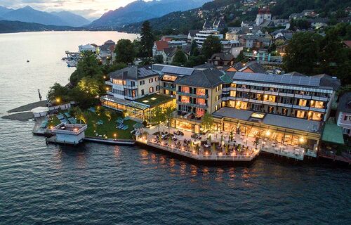 The illuminated Hotel Forelle from a bird's eye view