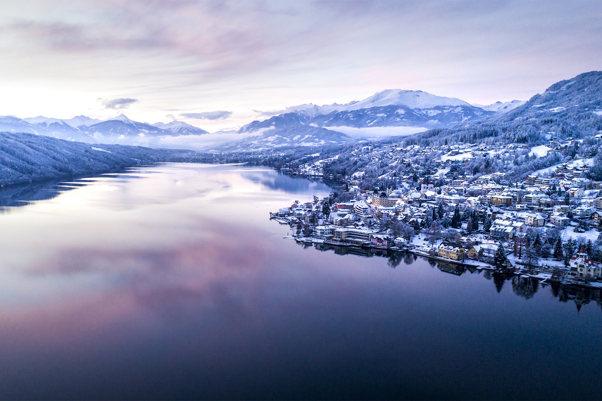 Panoramaaufnahme im Winter Millstätter See