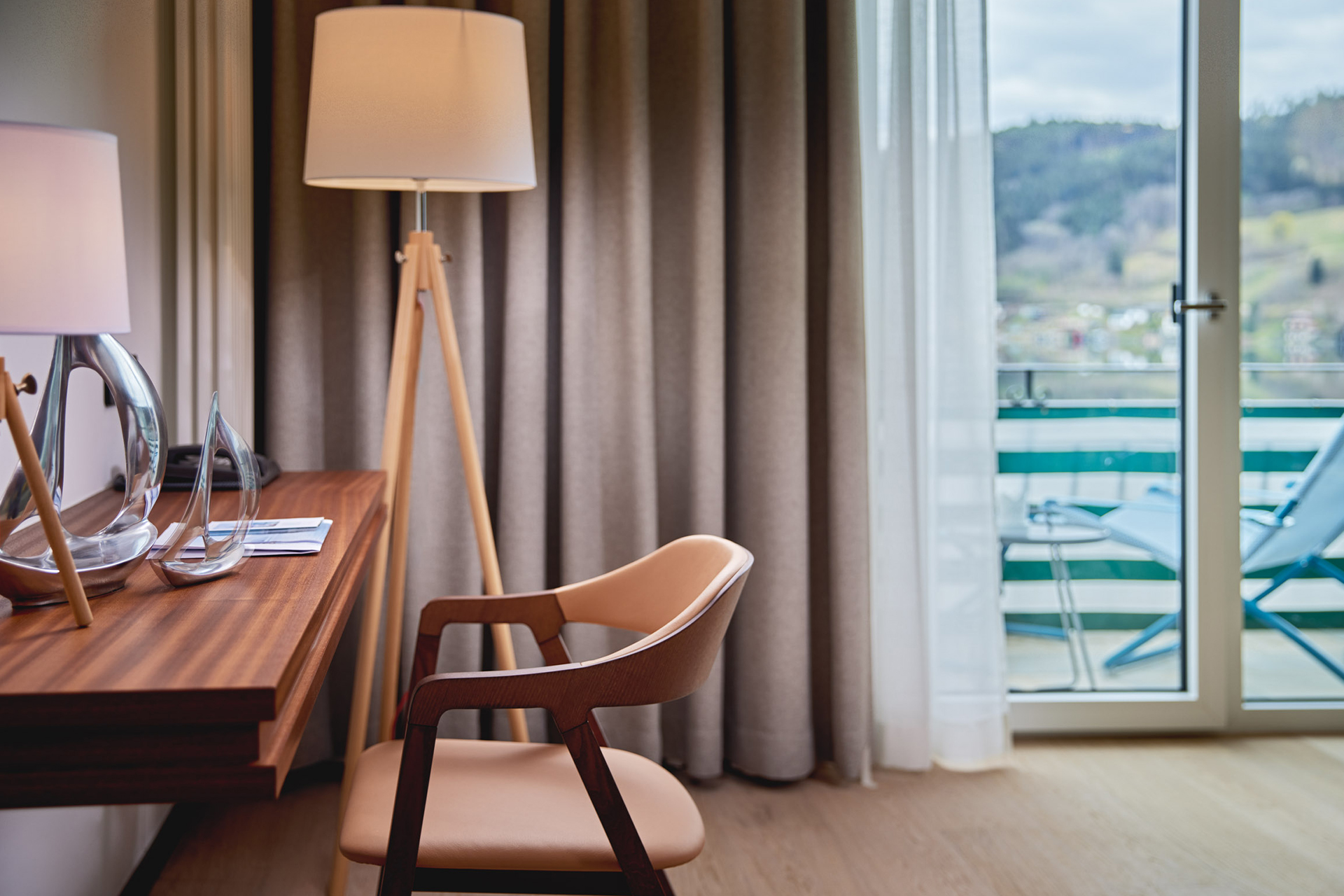 Schreibtisch im Hotelzimmer