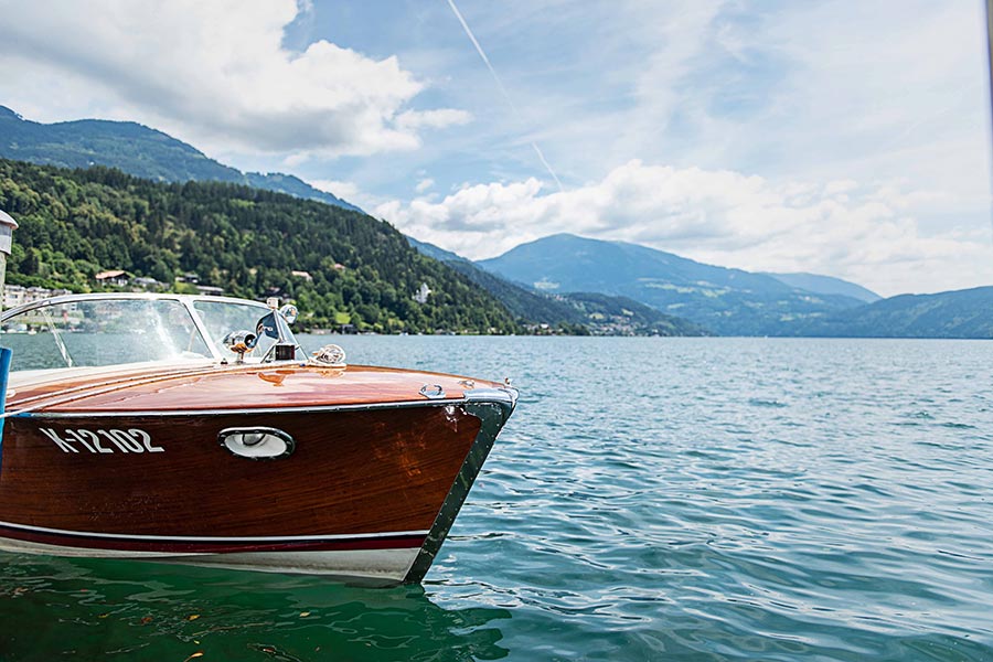 A boat drifting on the lake